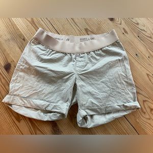 Gap Maternity boyfriend roll up khaki shorts short panel 6